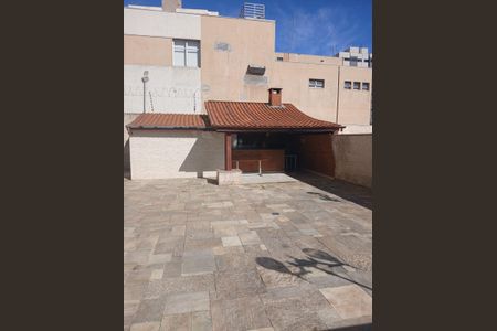 Apartamento à venda com 120m², 2 quartos e 2 vagasÁrea externa