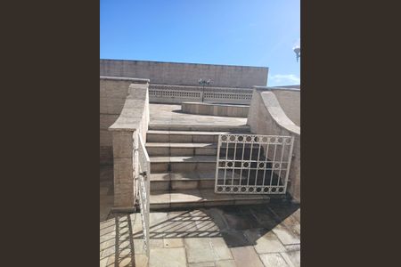 Apartamento à venda com 120m², 2 quartos e 2 vagasÁrea externa