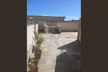 Apartamento à venda com 120m², 2 quartos e 2 vagasÁrea externa