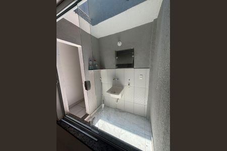 Casa para alugar com 65m², 1 quarto e 1 vagaÁrea de serviço