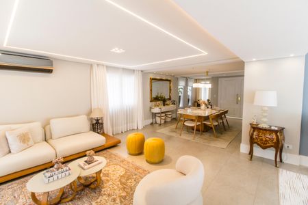 Sala  de casa de condomínio à venda com 3 quartos, 305m² em Alphaville, Santana de Parnaíba