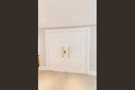 Casa de condomínio à venda com 315m², 3 quartos e 4 vagas Casa de condomínio à venda com 315m², 3 quartos e 4 vagasEntrada