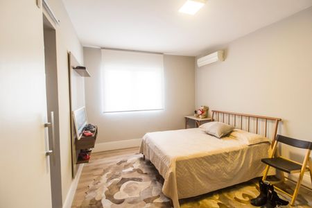 Casa de condomínio à venda com 315m², 3 quartos e 4 vagas Casa de condomínio à venda com 315m², 3 quartos e 4 vagasSuíte 3