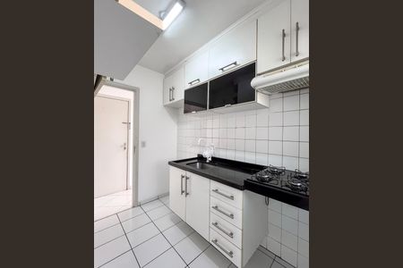 Apartamento à venda com 49m², 2 quartos e 1 vagaCozinha