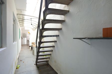 Casa para alugar com 70m², 2 quartos e sem vagaQuintal