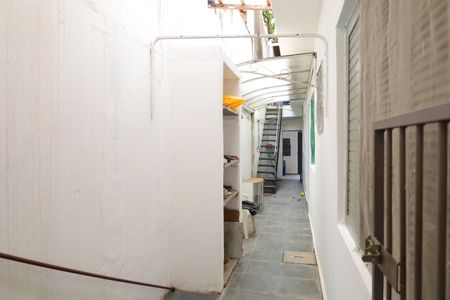 Casa para alugar com 70m², 2 quartos e sem vagaQuintal