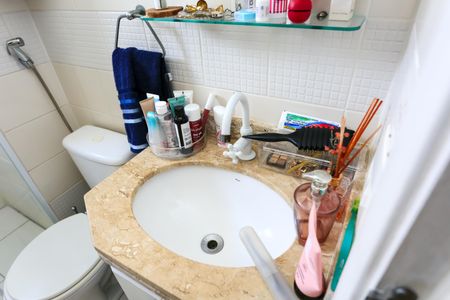 Apartamento à venda com 64m², 3 quartos e 2 vagasBanheiro da Suíte