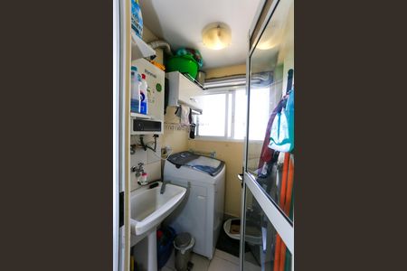 Apartamento à venda com 64m², 3 quartos e 2 vagasÁrea de Serviço