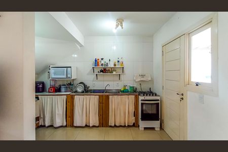 Casa de condomínio à venda com 76m², 3 quartos e 2 vagasCozinha 