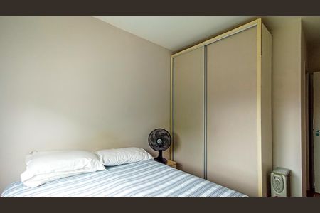 Casa de condomínio à venda com 76m², 3 quartos e 2 vagasQuarto 1