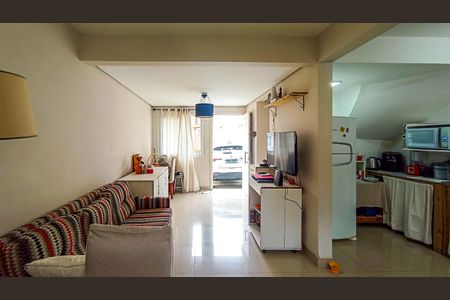 Sala  de casa de condomínio à venda com 3 quartos, 76m² em Vila Nova, Porto Alegre