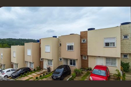 Casa de condomínio à venda com 76m², 3 quartos e 2 vagasVista 