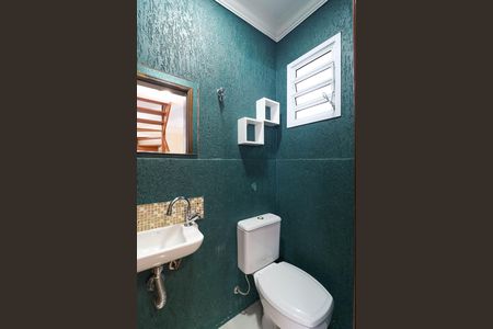 Casa de condomínio à venda com 184m², 3 quartos e 2 vagas