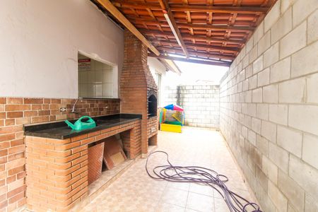 Apartamento para alugar com 45m², 2 quartos e 1 vaga Apartamento para alugar com 45m², 2 quartos e 1 vagaÁrea comum - Salão de festas