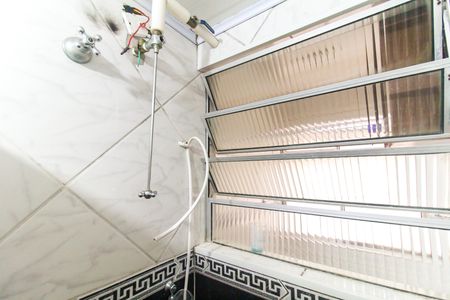 Apartamento para alugar com 45m², 2 quartos e 1 vaga Apartamento para alugar com 45m², 2 quartos e 1 vagaBanheiro