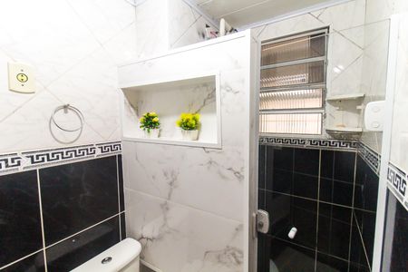 Apartamento para alugar com 45m², 2 quartos e 1 vaga Apartamento para alugar com 45m², 2 quartos e 1 vagaBanheiro