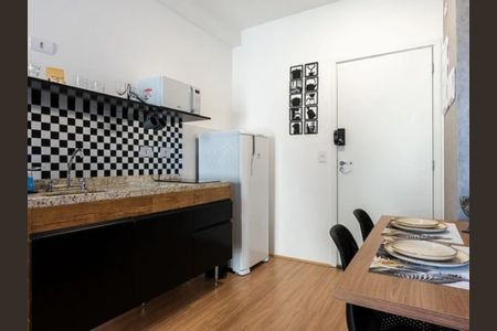 Cozinha de kitnet/studio para alugar com 1 quarto, 29m² em Perdizes, São Paulo