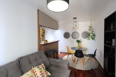 Sala de apartamento à venda com 2 quartos, 50m² em Vila Carrão, São Paulo
