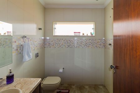 Casa para alugar com 175m², 3 quartos e 2 vagasBanheiro 2