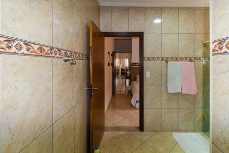 Casa para alugar com 175m², 3 quartos e 2 vagasBanheiro da Suíte