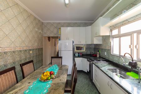 Casa para alugar com 175m², 3 quartos e 2 vagasCozinha