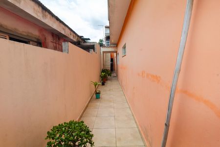 Casa para alugar com 175m², 3 quartos e 2 vagasCorredor Externo