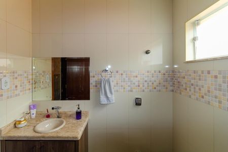 Casa para alugar com 175m², 3 quartos e 2 vagasBanheiro 2