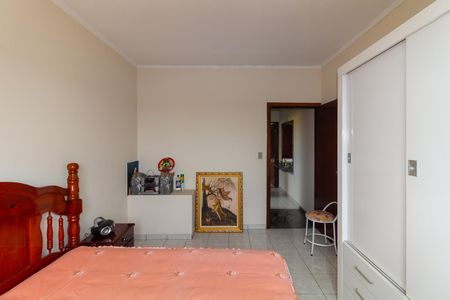 Casa para alugar com 175m², 3 quartos e 2 vagasQuarto 1