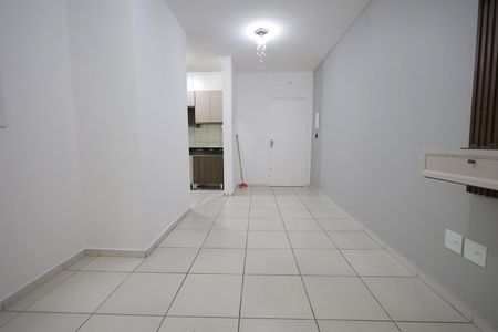 Sala de apartamento para alugar com 2 quartos, 70m² em Vila Curuçá, Santo André