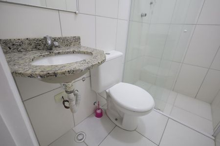 Apartamento para alugar com 70m², 2 quartos e 1 vaga Apartamento para alugar com 70m², 2 quartos e 1 vagaBanheiro 1