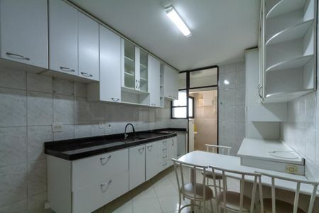 Apartamento à venda com 106m², 3 quartos e 2 vagasCozinha