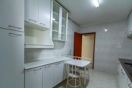 Apartamento à venda com 106m², 3 quartos e 2 vagasCozinha