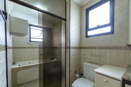 Apartamento à venda com 106m², 3 quartos e 2 vagasBanheiro da Suíte 1
