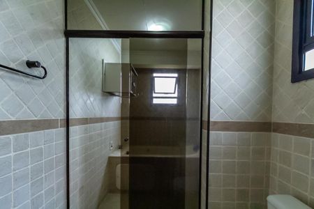 Apartamento à venda com 106m², 3 quartos e 2 vagasBanheiro da Suíte 1