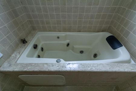 Apartamento à venda com 106m², 3 quartos e 2 vagasBanheiro da Suíte 1