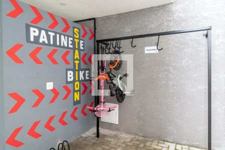 Apartamento à venda com 38m², 2 quartos e sem vaga Apartamento à venda com 38m², 2 quartos e sem vagaÁrea comum - Bicicletário