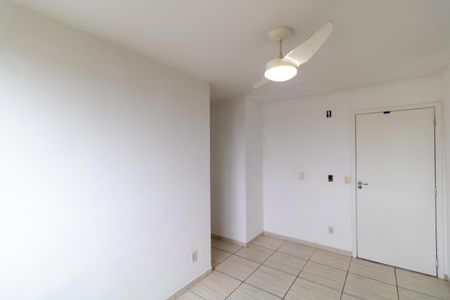 Apartamento para alugar com 47m², 2 quartos e 1 vaga Apartamento para alugar com 47m², 2 quartos e 1 vagaSalas