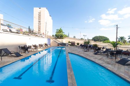 Apartamento para alugar com 47m², 2 quartos e 1 vaga Apartamento para alugar com 47m², 2 quartos e 1 vagaÁrea comum - Piscina