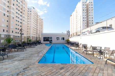 Apartamento para alugar com 47m², 2 quartos e 1 vaga Apartamento para alugar com 47m², 2 quartos e 1 vagaÁrea comum - Piscina