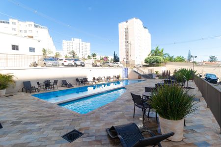 Apartamento para alugar com 47m², 2 quartos e 1 vaga Apartamento para alugar com 47m², 2 quartos e 1 vagaÁrea comum - Piscina