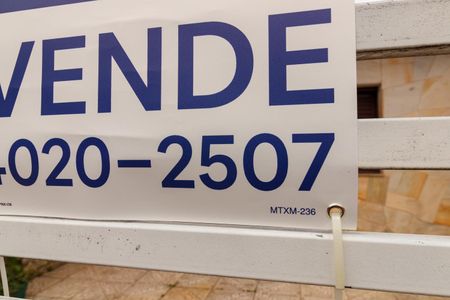 Casa à venda com 250m², 2 quartos e 3 vagasPlaquinha MTXM-236