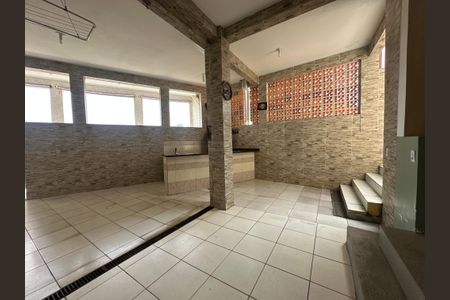 Casa à venda com 210m², 2 quartos e 2 vagas Casa à venda com 210m², 2 quartos e 2 vagasChurrasqueira