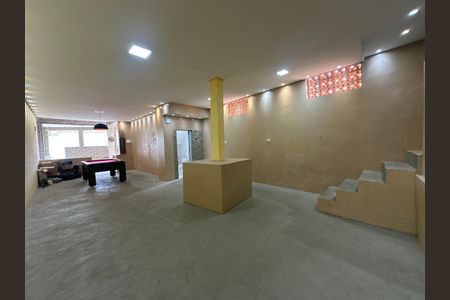 Casa à venda com 210m², 2 quartos e 2 vagas Casa à venda com 210m², 2 quartos e 2 vagasChurrasqueira