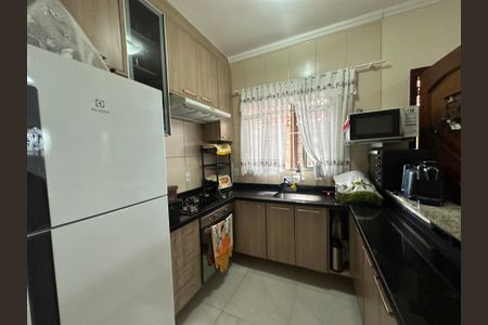 Casa à venda com 210m², 2 quartos e 2 vagas Casa à venda com 210m², 2 quartos e 2 vagasCozinha