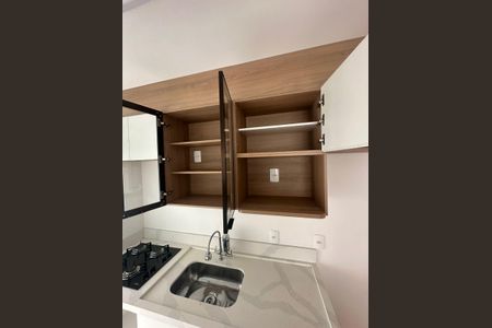 Cozinha de apartamento à venda com 2 quartos, 36m² em Vila das Bandeiras, Guarulhos