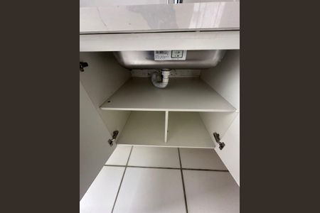Cozinha de apartamento à venda com 2 quartos, 36m² em Vila das Bandeiras, Guarulhos