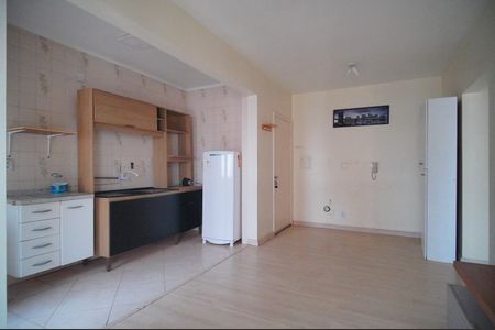 Sala de apartamento para alugar com 1 quarto, 50m² em Centro, São Leopoldo