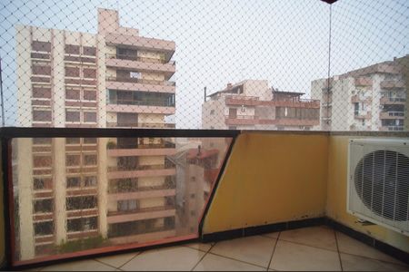 varanda da sala de apartamento para alugar com 1 quarto, 50m² em Centro, São Leopoldo