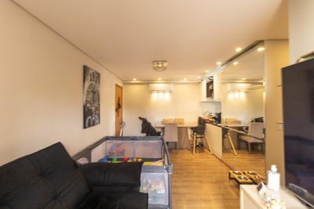 Sala de apartamento para alugar com 3 quartos, 75m² em Uberaba, Curitiba