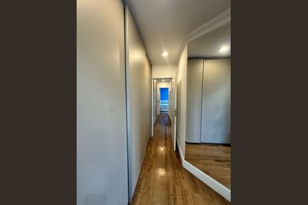 Apartamento à venda com 169m², 4 quartos e 3 vagasQuarto